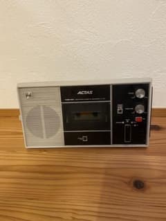 TOSHIBA ACTASレトロ　カセットレコーダー　ジャンクのサムネイル