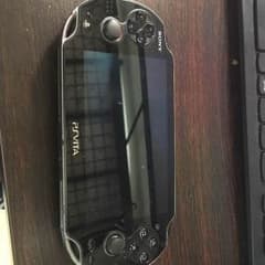 Ps Vita 初期型 wifi型 よっぴぃ様専用のサムネイル