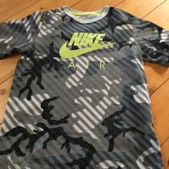 NIKE ナイキ Tシャツのサムネイル