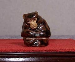 彫塑　富山　松村秀太郎 作　猿　香合　無傷　共箱　保証。 彫塑 富山 松村秀太郎 作 猿 香合 無傷 共箱 保証。 - メルカリ