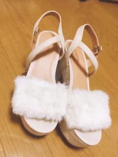 ファーサンダルのサムネイル