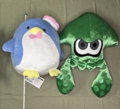 スプラトゥーン ぬいぐるみ 本体　サンリオ　タキシードサム 美品タグ付】スプラトゥーン2 イカ ／ タキシードサム ぬいぐるみ 2体