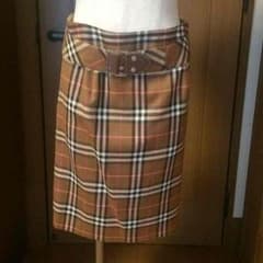 Burberry スカート ♡のサムネイル