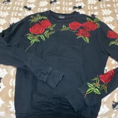 ザラ　　薔薇刺繍　ニット　スウェットのサムネイル