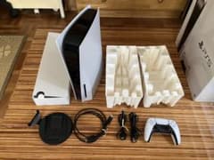 PS5 ディスクドライブ搭載版(CFI-1200A01）のサムネイル