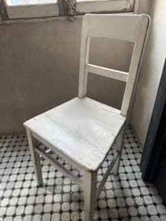 French flea market antique wooden chair, white, a valuable piece.