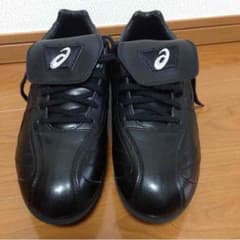 アシックス 野球のスパイクのサムネイル