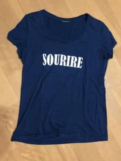 トゥモローランド マカフィー Tシャツのサムネイル
