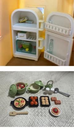 シルバニアファミリー　冷蔵庫&キッチン調理器具・食材のセットのサムネイル