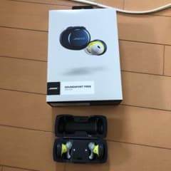 BOSEのワイヤレス　イヤホンのサムネイル