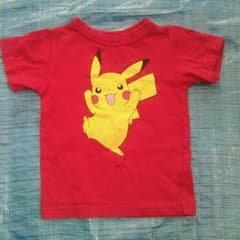 ピカチュウTシャツ 値下げしました!!のサムネイル