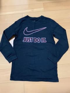 NIKE ロンT  140㎝ のサムネイル