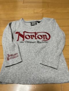 Norton 長袖ロンＴ【最終お値下げ】のサムネイル