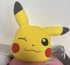 ポケモンクッション　ピカチュウ　モンスターボールセットのサムネイル