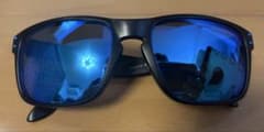 【本日15:00迄の特価】OAKLEY ホルブルック偏光レンズ サングラスのサムネイル