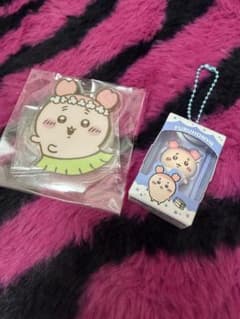 ちいかわ 古本屋 アクリルキーホルダー マスコット 2種セットのサムネイル