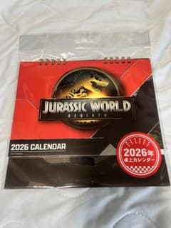 【新品】ジュラシック•ワールド/復活の大地 2026年卓上カレンダーのサムネイル