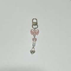 ハンドメイド　ストラップ　ビーズキーホルダーのサムネイル