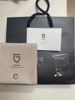 GARNI ガルニ ピアスのサムネイル
