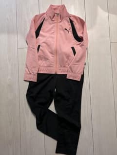 PUMA ピンク ブラック ジャージ上下セットのサムネイル