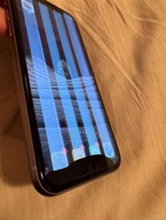 iPhone 11 128GB パープル　(ジャンク品)のサムネイル