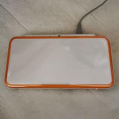 美品 ニンテンドー 3DS 本体 オレンジ×ホワイト クリアケース充電器付きのサムネイル