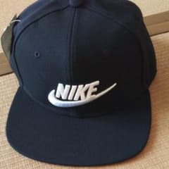 NIKE ナイキ キャップのサムネイル