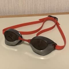 arenaゴーグルのサムネイル