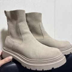 ベージュ サイドゴアブーツ 厚底のサムネイル