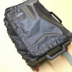 ノースフェイス キャリーバッグのサムネイル