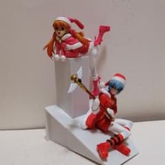 アスカとレイのサンタ服フィギュアのサムネイル