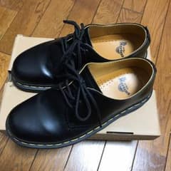 Dr.Martens ドクターマーチン スリーホール UK6 箱付きのサムネイル
