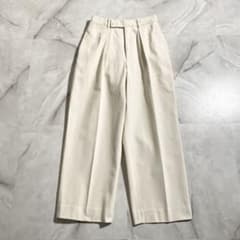 A19555 美品 マーカウェア 23AW クラシックフィットトラウザーズ白系1 A19555 美品 マーカウェア 23AW クラシックフィットトラウザーズ白系1