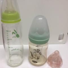 ベビー授乳瓶2個&授乳のお手本乳首1個(M)のサムネイル
