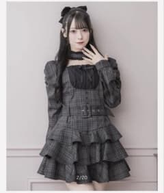 pium チョーカーフリルティアードワンピースのサムネイル