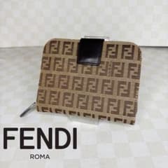 極美品　FENDI フェンディ　財布　二つ折り　ラウンドジップ　M55 極美品 FENDI フェンディ 財布 二つ折り ラウンドジップ M55 - メルカリ