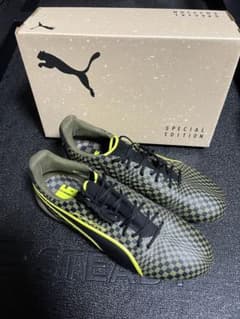 PUMA KING PORSCHE SPECIAL EDITIONのサムネイル