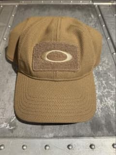 Oakley キャップ ブラウンのサムネイル