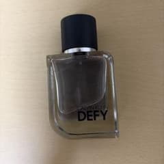 Calvin Klein DEFY オードトワレ 香水のサムネイル