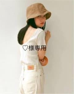 新品未使用！ungrid ランダムテレコバックオープンTEEのサムネイル