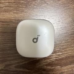 Anker Soundcore イヤホンケース 本体のサムネイル