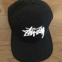 キャップ ステューシーのサムネイル