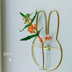 新品✨ミッフィーフラワーベーススタジオクリップmiffy studio clipのサムネイル