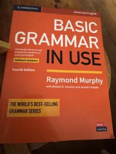 Basic Grammar in Use 第四版　「解答なし」バージョンのサムネイル