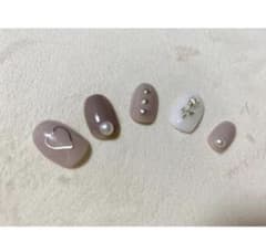 ネイルチップ※値引き交渉可能のサムネイル