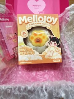 Mellojoy メロジョイ ふわふわ肉球ミルクパフ ムースクリーム 新品未開封のサムネイル