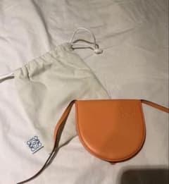 ロエベ　ヒールポーチ　ミニのサムネイル
