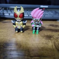 仮面ライダー デフォルメフィギュア 2種セットのサムネイル