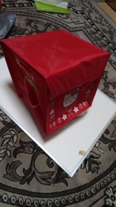 キティちゃん　収納BOXのサムネイル