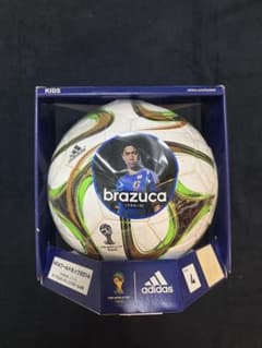 サッカーボール 4号  brazuca 2014 ワールドカップ adidas ブラズーカ 2014 FIFAワールドカップ 4号球 - メルカリ